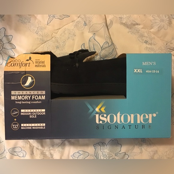 Isotoner Men's Black Slip-On Loafers - Picture 2 of 6